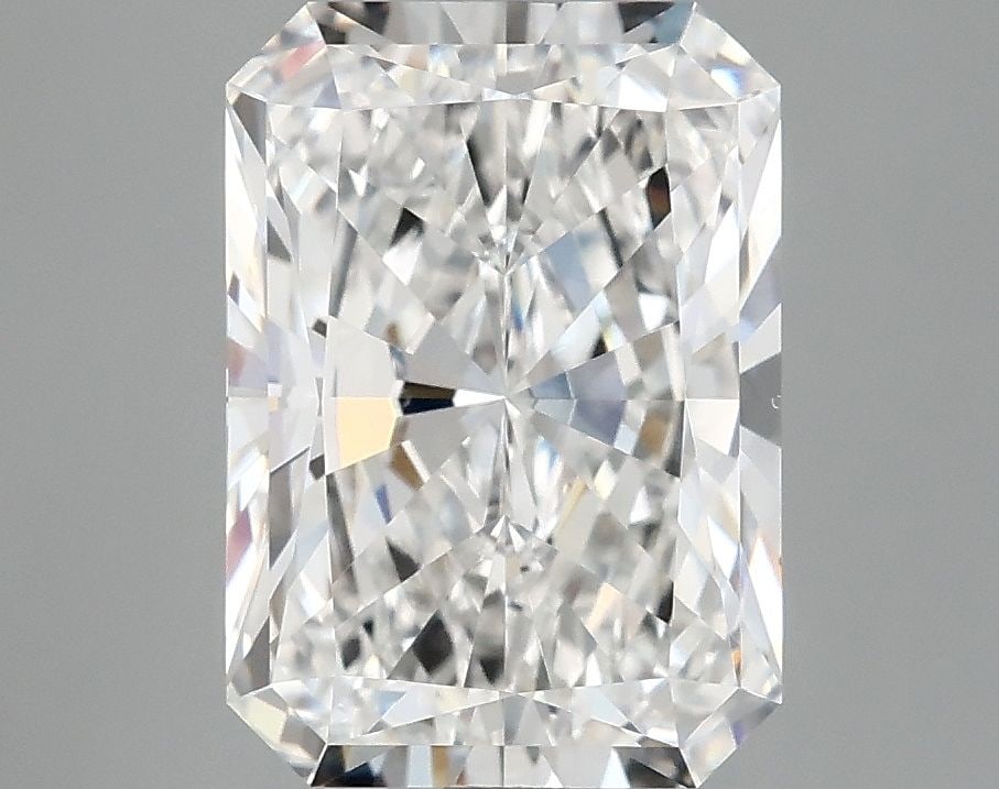 IGI Radiant 3.87ct D VVS2 - Loose Lab Diamond: IGI Radiant 3.87ct D VVS2 - Loose Lab Diamond Item Specifics: Source: This Is A Real Diamond Grown In A Lab Not Mined. Carat: 3.87 Cut: - Color: D Clarity: VVS2 Polish: EX Symmetry: EX Measurements: 1