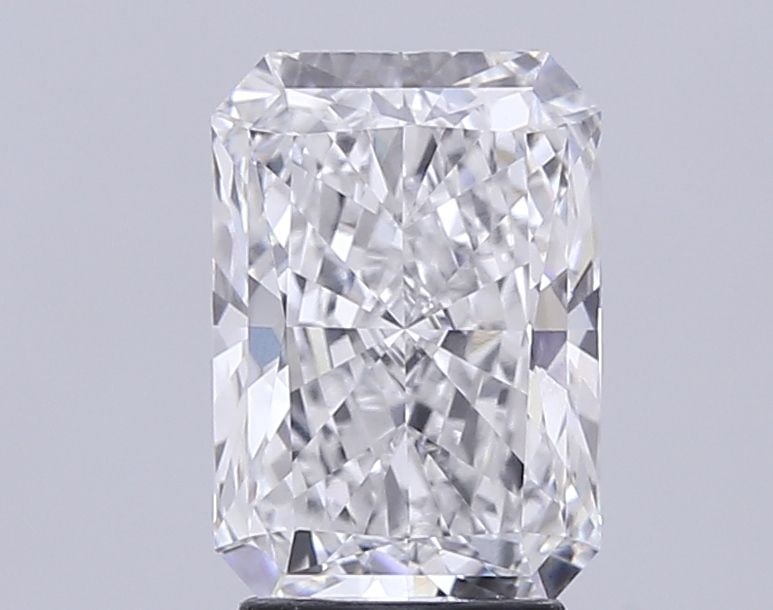 IGI Radiant 3.07ct E VVS2 - Loose Lab Diamond: IGI Radiant 3.07ct E VVS2 - Loose Lab Diamond Item Specifics: Source: This Is A Real Diamond Grown In A Lab Not Mined. Carat: 3.07 Cut: - Color: E Clarity: VVS2 Polish: EX Symmetry: EX Measurements: 1