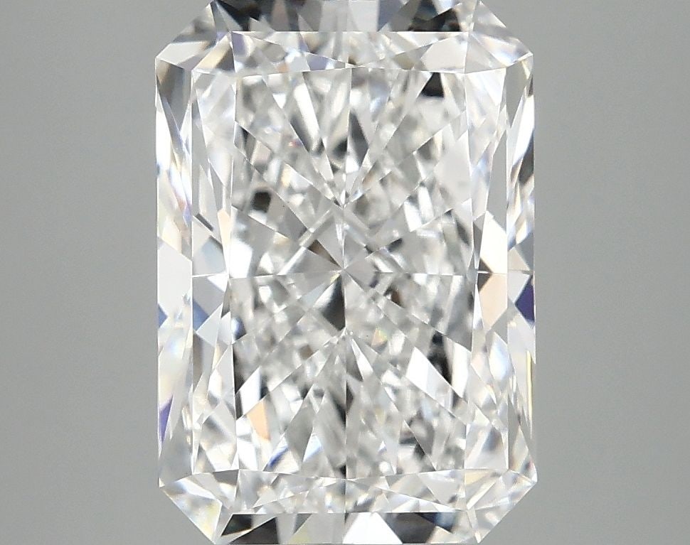 IGI Radiant 4.06ct E VVS2 - Loose Lab Diamond: IGI Radiant 4.06ct E VVS2 - Loose Lab Diamond Item Specifics: Source: This Is A Real Diamond Grown In A Lab Not Mined. Carat: 4.06 Cut: - Color: E Clarity: VVS2 Polish: EX Symmetry: EX Measurements: 1