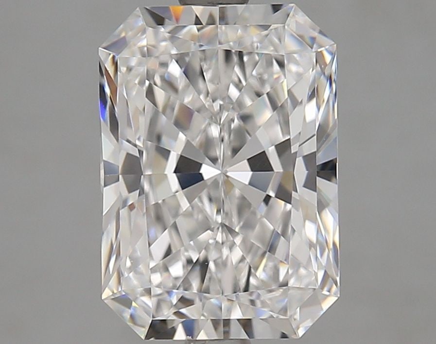 GIA Radiant 3.19ct D VVS2 - Loose Lab Diamond: GIA Radiant 3.19ct D VVS2 - Loose Lab Diamond Item Specifics: Source: This Is A Real Diamond Grown In A Lab Not Mined. Carat: 3.19 Cut: - Color: D Clarity: VVS2 Polish: EX Symmetry: EX Measurements: 1
