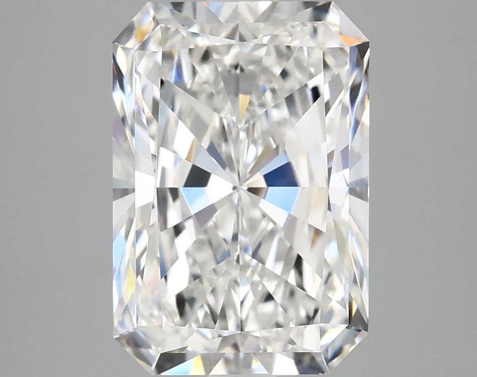 IGI Radiant 3.83ct E VVS2 - Loose Lab Diamond: IGI Radiant 3.83ct E VVS2 - Loose Lab Diamond Item Specifics: Source: This Is A Real Diamond Grown In A Lab Not Mined. Carat: 3.83 Cut: - Color: E Clarity: VVS2 Polish: EX Symmetry: EX Measurements: 1