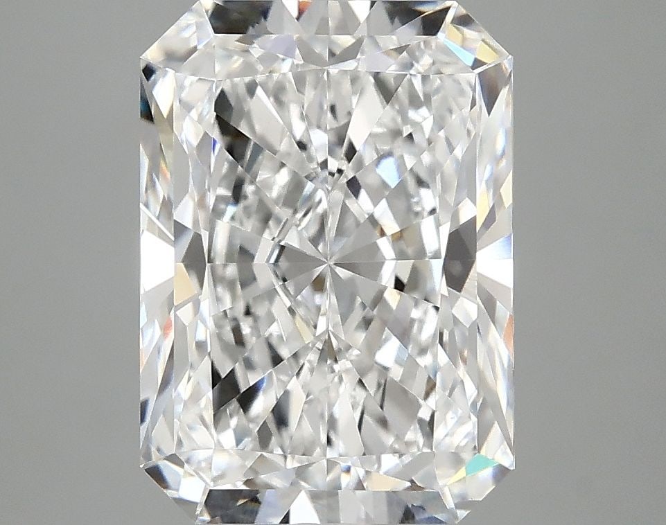 IGI Radiant 4.07ct D VVS2 - Loose Lab Diamond: IGI Radiant 4.07ct D VVS2 - Loose Lab Diamond Item Specifics: Source: This Is A Real Diamond Grown In A Lab Not Mined. Carat: 4.07 Cut: - Color: D Clarity: VVS2 Polish: EX Symmetry: EX Measurements:
