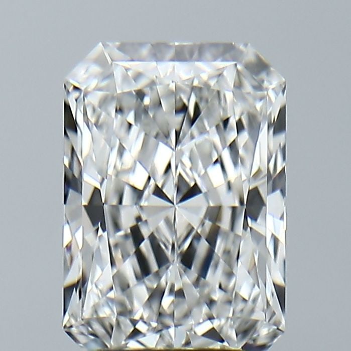 IGI Radiant 2.37ct E VVS2 - Loose Lab Diamond: IGI Radiant 2.37ct E VVS2 - Loose Lab Diamond Item Specifics: Source: This Is A Real Diamond Grown In A Lab Not Mined. Carat: 2.37 Cut: - Color: E Clarity: VVS2 Polish: EX Symmetry: EX Measurements: 9
