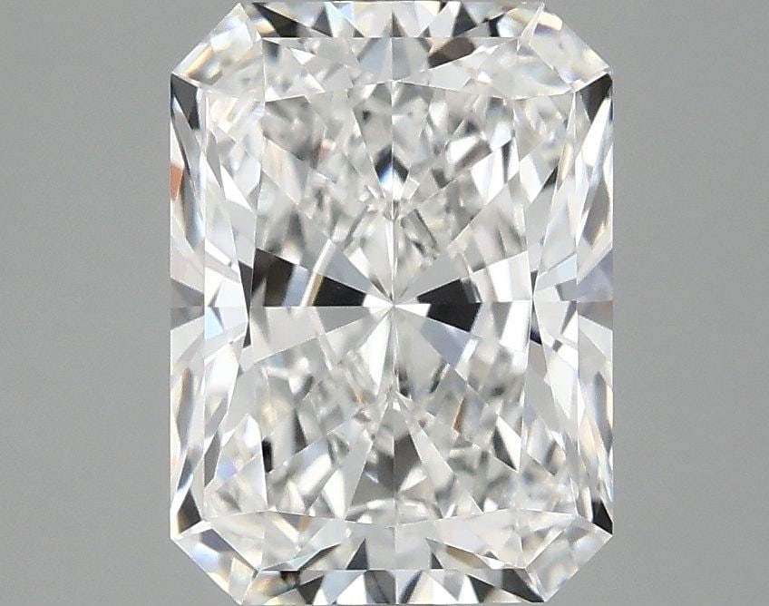 IGI Radiant 3.07ct E VVS2 - Loose Lab Diamond: IGI Radiant 3.07ct E VVS2 - Loose Lab Diamond Item Specifics: Source: This Is A Real Diamond Grown In A Lab Not Mined. Carat: 3.07 Cut: - Color: E Clarity: VVS2 Polish: EX Symmetry: EX Measurements: 9