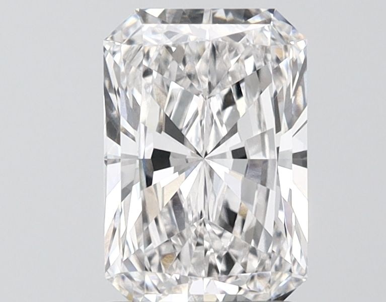 IGI Radiant 1.69ct E VVS2 - Loose Lab Diamond: IGI Radiant 1.69ct E VVS2 - Loose Lab Diamond Item Specifics: Source: This Is A Real Diamond Grown In A Lab Not Mined. Carat: 1.69 Cut: - Color: E Clarity: VVS2 Polish: EX Symmetry: EX Measurements: 8