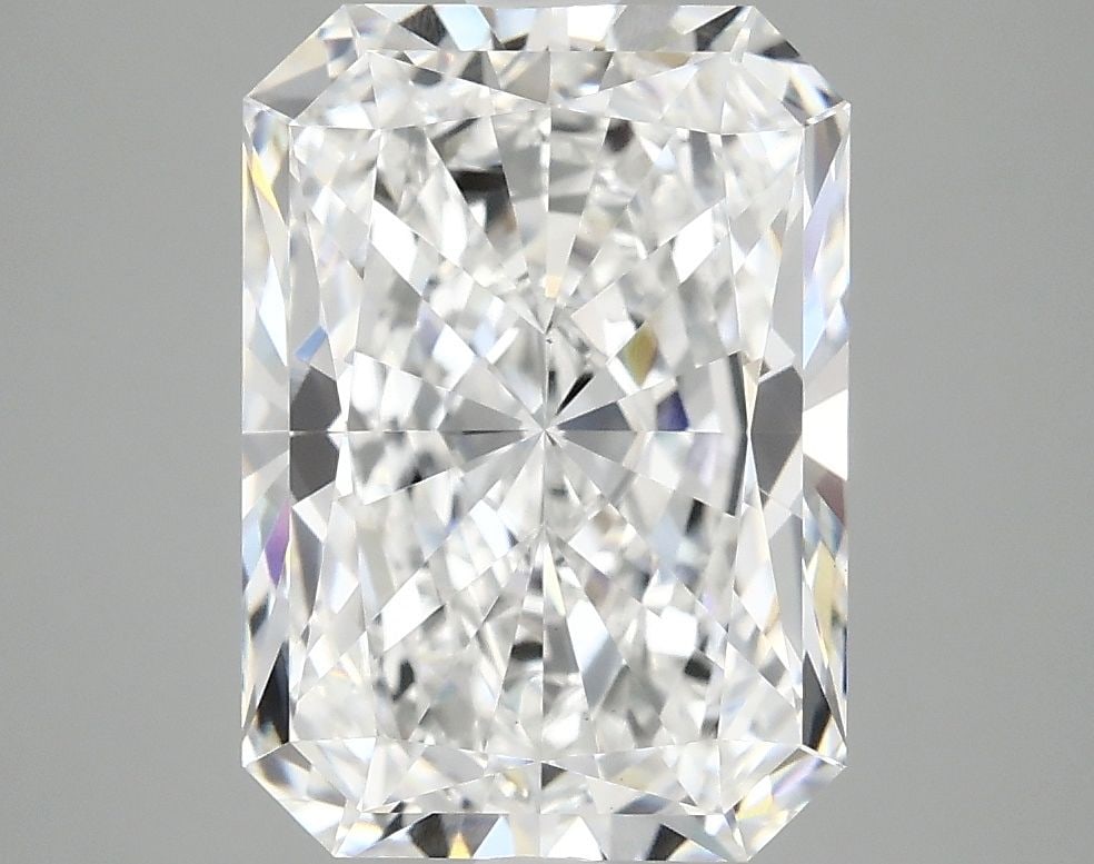 IGI Radiant 4.13ct E VVS2 - Loose Lab Diamond: IGI Radiant 4.13ct E VVS2 - Loose Lab Diamond Item Specifics: Source: This Is A Real Diamond Grown In A Lab Not Mined. Carat: 4.13 Cut: - Color: E Clarity: VVS2 Polish: EX Symmetry: EX Measurements: 1