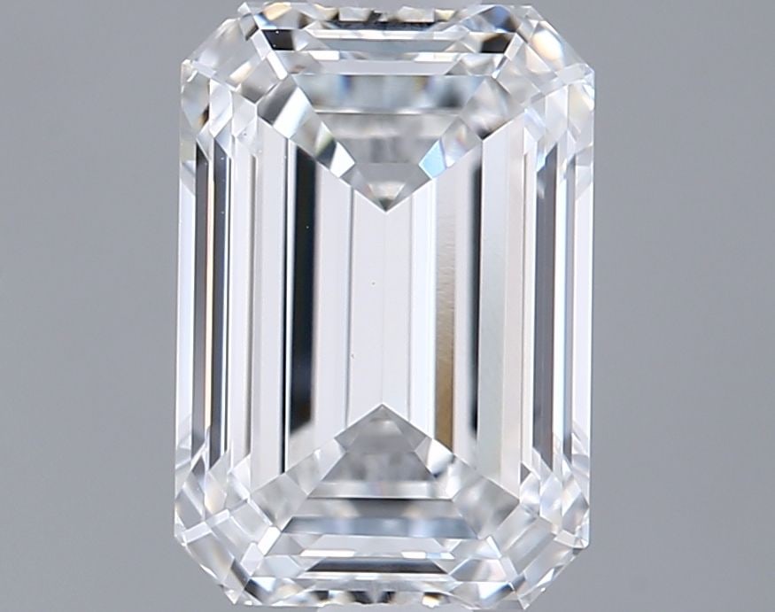IGI Emerald 1.57ct E VVS2 - Loose Lab Diamond: IGI Emerald 1.57ct E VVS2 - Loose Lab Diamond Item Specifics: Source: This Is A Real Diamond Grown In A Lab Not Mined. Carat: 1.57 Cut: - Color: E Clarity: VVS2 Polish: EX Symmetry: EX Measurements: 7
