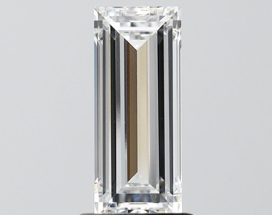 IGI Baguette 1.55ct E VVS1 - Loose Lab Diamond: IGI Baguette 1.55ct E VVS1 - Loose Lab Diamond Item Specifics: Source: This Is A Real Diamond Grown In A Lab Not Mined. Carat: 1.55 Cut: - Color: E Clarity: VVS1 Polish: EX Symmetry: EX Measurements: 