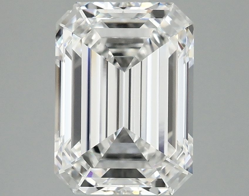 IGI Emerald 3.09ct E VVS2 - Loose Lab Diamond: IGI Emerald 3.09ct E VVS2 - Loose Lab Diamond Item Specifics: Source: This Is A Real Diamond Grown In A Lab Not Mined. Carat: 3.09 Cut: - Color: E Clarity: VVS2 Polish: EX Symmetry: EX Measurements: 9