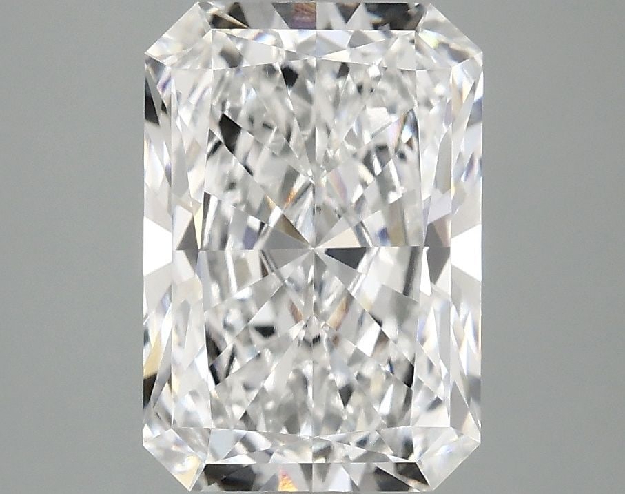 IGI Radiant 3.09ct E VVS2 - Loose Lab Diamond: IGI Radiant 3.09ct E VVS2 - Loose Lab Diamond Item Specifics: Source: This Is A Real Diamond Grown In A Lab Not Mined. Carat: 3.09 Cut: - Color: E Clarity: VVS2 Polish: EX Symmetry: EX Measurements: 1