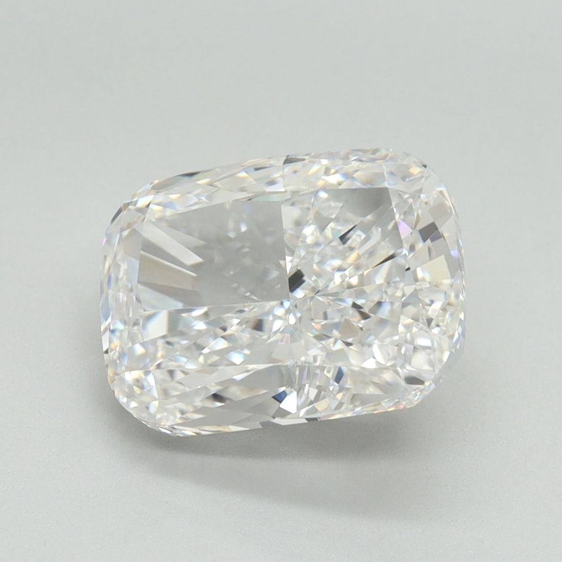 IGI Cushion Brilliant 4.02ct D VVS2 - Loose Lab Diamond: IGI Cushion Brilliant 4.02ct D VVS2 - Loose Lab Diamond Item Specifics: Source: This Is A Real Diamond Grown In A Lab Not Mined. Carat: 4.02 Cut: - Color: D Clarity: VVS2 Polish: EX Symmetry: EX Measu