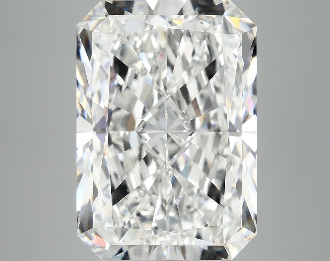 IGI Radiant 10.76ct E VVS2 - Loose Lab Diamond: IGI Radiant 10.76ct E VVS2 - Loose Lab Diamond Item Specifics: Source: This Is A Real Diamond Grown In A Lab Not Mined. Carat: 10.76 Cut: - Color: E Clarity: VVS2 Polish: EX Symmetry: EX Measurements: