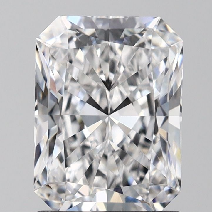 IGI Radiant 1.54ct E VVS2 - Loose Lab Diamond: IGI Radiant 1.54ct E VVS2 - Loose Lab Diamond Item Specifics: Source: This Is A Real Diamond Grown In A Lab Not Mined. Carat: 1.54 Cut: - Color: E Clarity: VVS2 Polish: EX Symmetry: EX Measurements: 8
