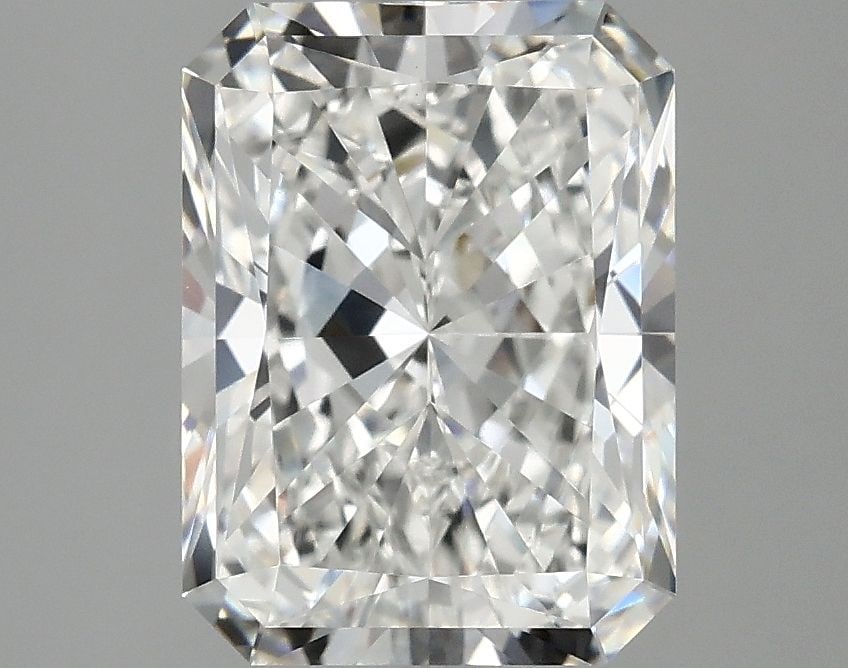 IGI Radiant 2.97ct E VVS2 - Loose Lab Diamond: IGI Radiant 2.97ct E VVS2 - Loose Lab Diamond Item Specifics: Source: This Is A Real Diamond Grown In A Lab Not Mined. Carat: 2.97 Cut: - Color: E Clarity: VVS2 Polish: EX Symmetry: EX Measurements: 9