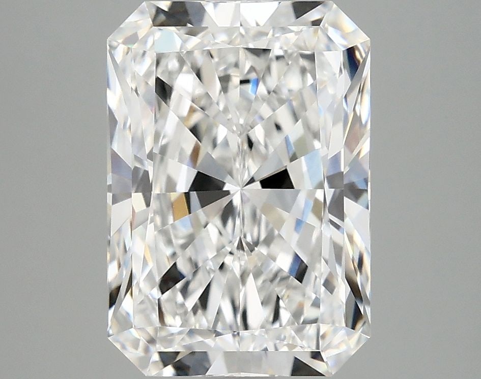 IGI Radiant 4.03ct E VVS2 - Loose Lab Diamond: IGI Radiant 4.03ct E VVS2 - Loose Lab Diamond Item Specifics: Source: This Is A Real Diamond Grown In A Lab Not Mined. Carat: 4.03 Cut: - Color: E Clarity: VVS2 Polish: EX Symmetry: EX Measurements: 1