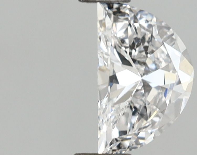 IGI Half Moon 0.63ct D VVS2 - Loose Lab Diamond: IGI Half Moon 0.63ct D VVS2 - Loose Lab Diamond Item Specifics: Source: This Is A Real Diamond Grown In A Lab Not Mined. Carat: 0.63 Cut: - Color: D Clarity: VVS2 Polish: VG Symmetry: VG Measurements: