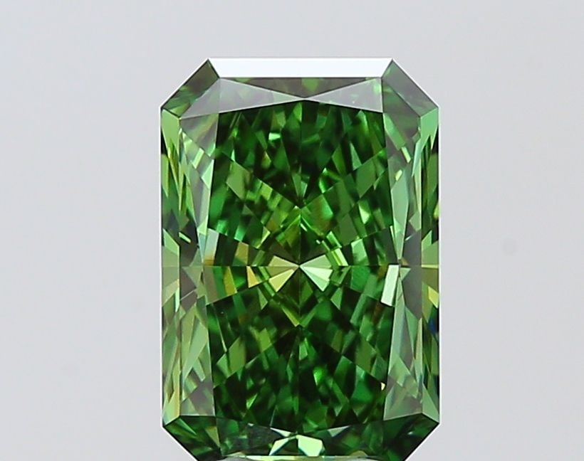IGI Radiant 3.1ct Fancy Vivid Green VVS2 - Loose Lab Diamond: IGI Radiant 3.1ct Fancy Vivid Green VVS2 - Loose Lab Diamond Item Specifics: Source: This Is A Real Diamond Grown In A Lab Not Mined. Carat: 3.1 Cut: - Color: Fancy Vivid Green Clarity: VVS2 Polish: E