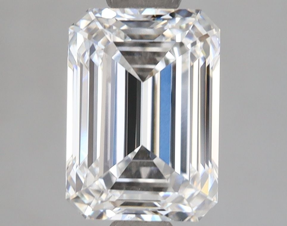 IGI Emerald 2.51ct D VVS1 - Loose Lab Diamond: IGI Emerald 2.51ct D VVS1 - Loose Lab Diamond Item Specifics: Source: This Is A Real Diamond Grown In A Lab Not Mined. Carat: 2.51 Cut: - Color: D Clarity: VVS1 Polish: EX Symmetry: EX Measurements: 8