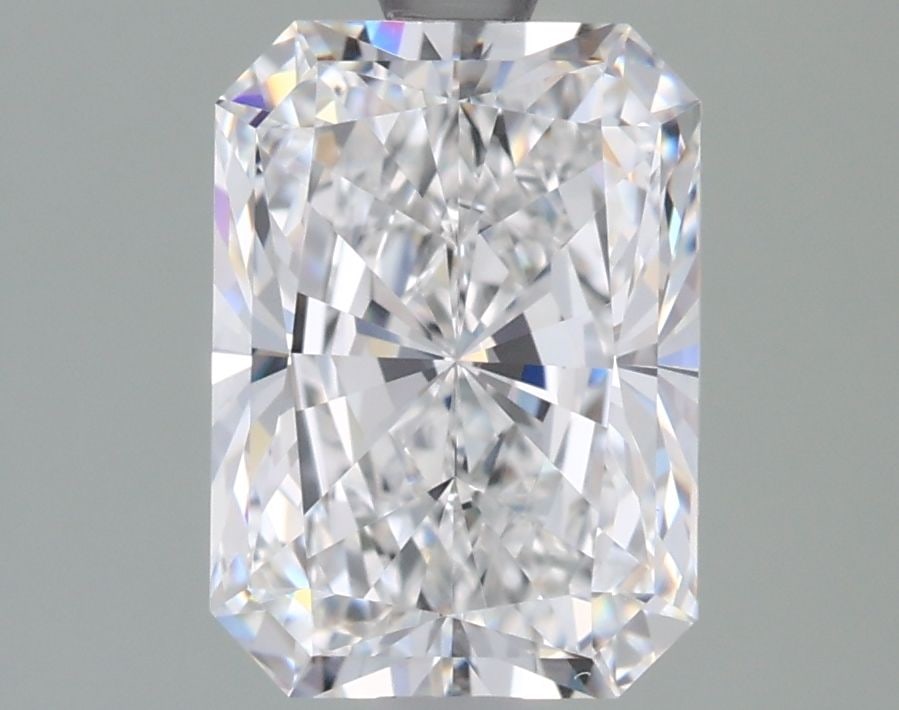 GIA Radiant 2.05ct E VVS1 - Loose Lab Diamond: GIA Radiant 2.05ct E VVS1 - Loose Lab Diamond Item Specifics: Source: This Is A Real Diamond Grown In A Lab Not Mined. Carat: 2.05 Cut: - Color: E Clarity: VVS1 Polish: EX Symmetry: EX Measurements: 8
