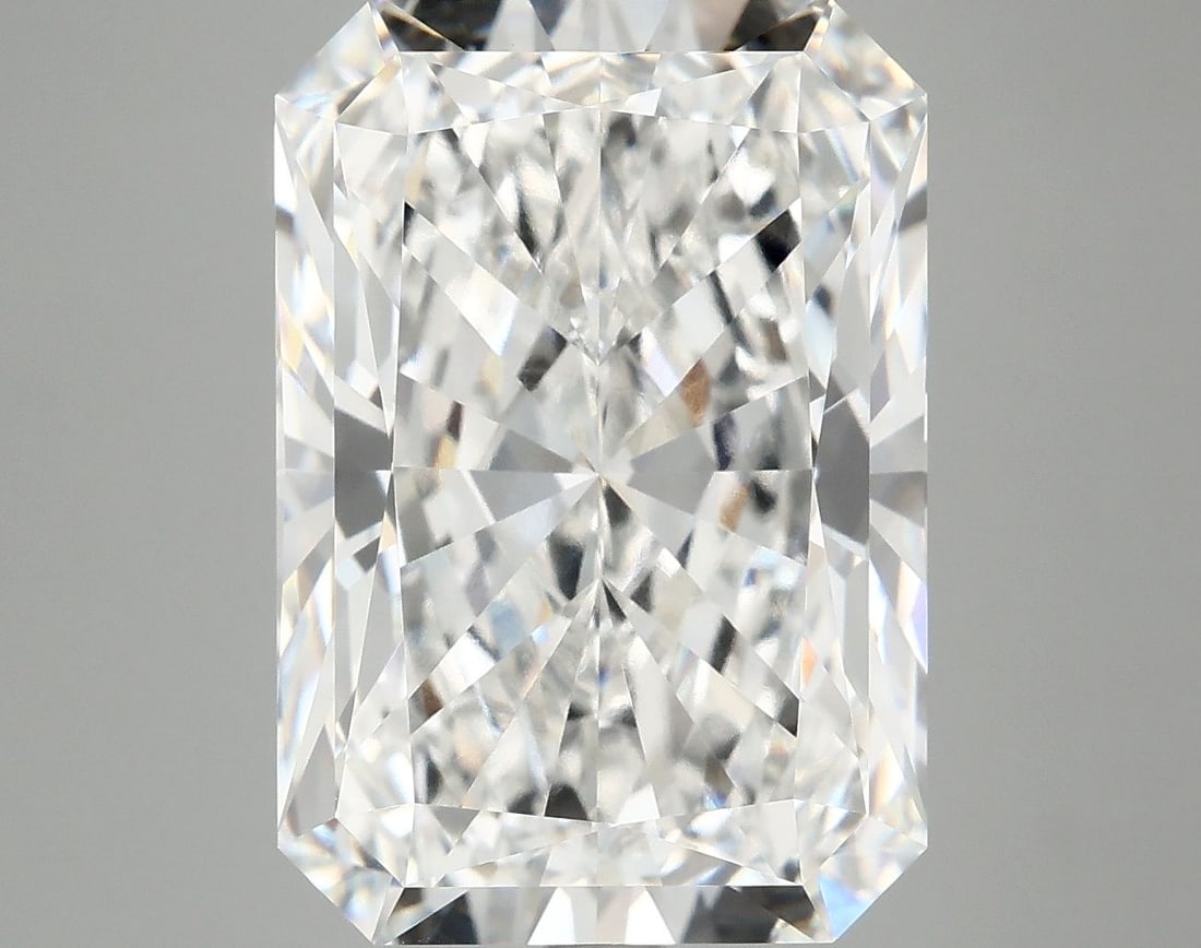 IGI Radiant 9.99ct E VVS2 - Loose Lab Diamond: IGI Radiant 9.99ct E VVS2 - Loose Lab Diamond Item Specifics: Source: This Is A Real Diamond Grown In A Lab Not Mined. Carat: 9.99 Cut: - Color: E Clarity: VVS2 Polish: EX Symmetry: EX Measurements: 1