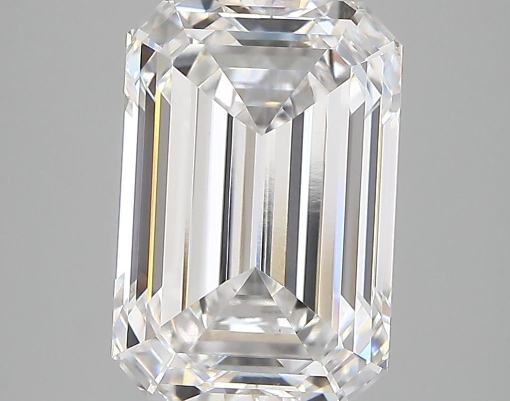 IGI Emerald 5.01ct D VVS2 - Loose Lab Diamond: IGI Emerald 5.01ct D VVS2 - Loose Lab Diamond Item Specifics: Source: This Is A Real Diamond Grown In A Lab Not Mined. Carat: 5.01 Cut: - Color: D Clarity: VVS2 Polish: EX Symmetry: EX Measurements: 1