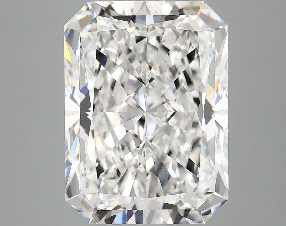 IGI Radiant 4.01ct E VVS2 - Loose Lab Diamond: IGI Radiant 4.01ct E VVS2 - Loose Lab Diamond Item Specifics: Source: This Is A Real Diamond Grown In A Lab Not Mined. Carat: 4.01 Cut: - Color: E Clarity: VVS2 Polish: EX Symmetry: EX Measurements: 1