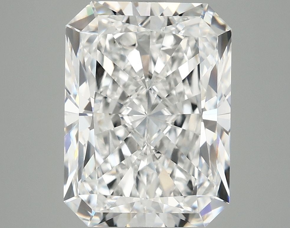 IGI Radiant 4.86ct E VVS2 - Loose Lab Diamond: IGI Radiant 4.86ct E VVS2 - Loose Lab Diamond Item Specifics: Source: This Is A Real Diamond Grown In A Lab Not Mined. Carat: 4.86 Cut: - Color: E Clarity: VVS2 Polish: EX Symmetry: EX Measurements: