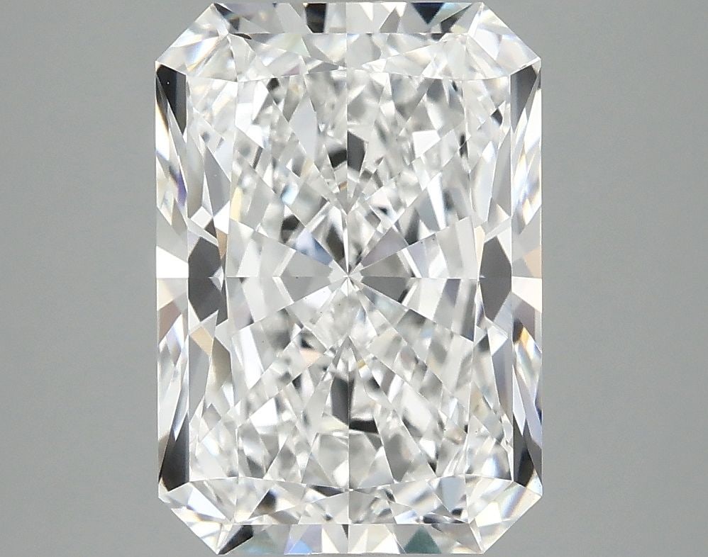 IGI Radiant 4.09ct E VVS2 - Loose Lab Diamond: IGI Radiant 4.09ct E VVS2 - Loose Lab Diamond Item Specifics: Source: This Is A Real Diamond Grown In A Lab Not Mined. Carat: 4.09 Cut: - Color: E Clarity: VVS2 Polish: EX Symmetry: EX Measurements: 1