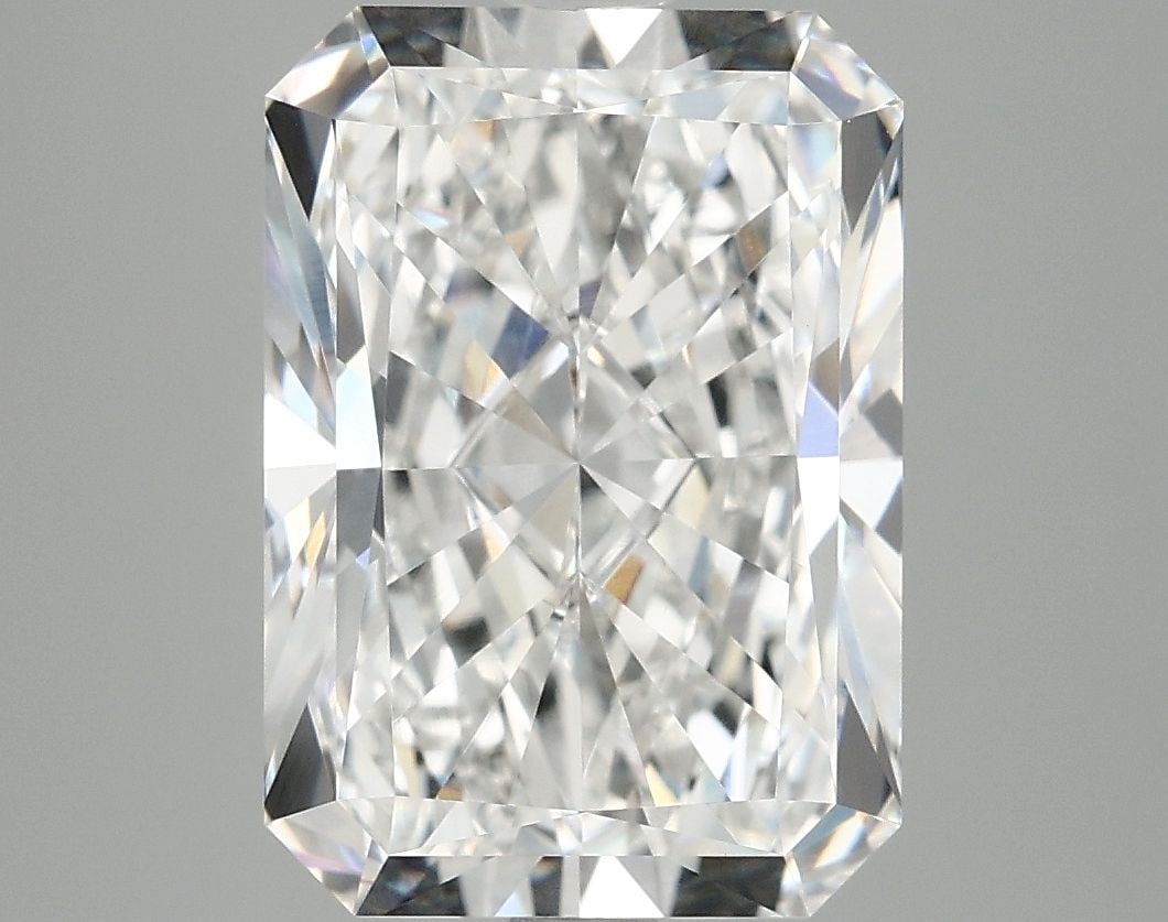 IGI Radiant 4.99ct E VVS2 - Loose Lab Diamond: IGI Radiant 4.99ct E VVS2 - Loose Lab Diamond Item Specifics: Source: This Is A Real Diamond Grown In A Lab Not Mined. Carat: 4.99 Cut: - Color: E Clarity: VVS2 Polish: EX Symmetry: EX Measurements: 1