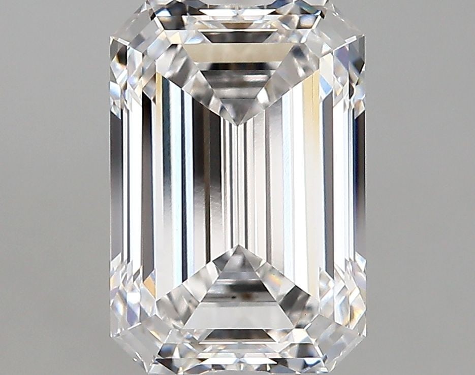 IGI Emerald 3.79ct D VVS2 - Loose Lab Diamond: IGI Emerald 3.79ct D VVS2 - Loose Lab Diamond Item Specifics: Source: This Is A Real Diamond Grown In A Lab Not Mined. Carat: 3.79 Cut: - Color: D Clarity: VVS2 Polish: EX Symmetry: EX Measurements: 1