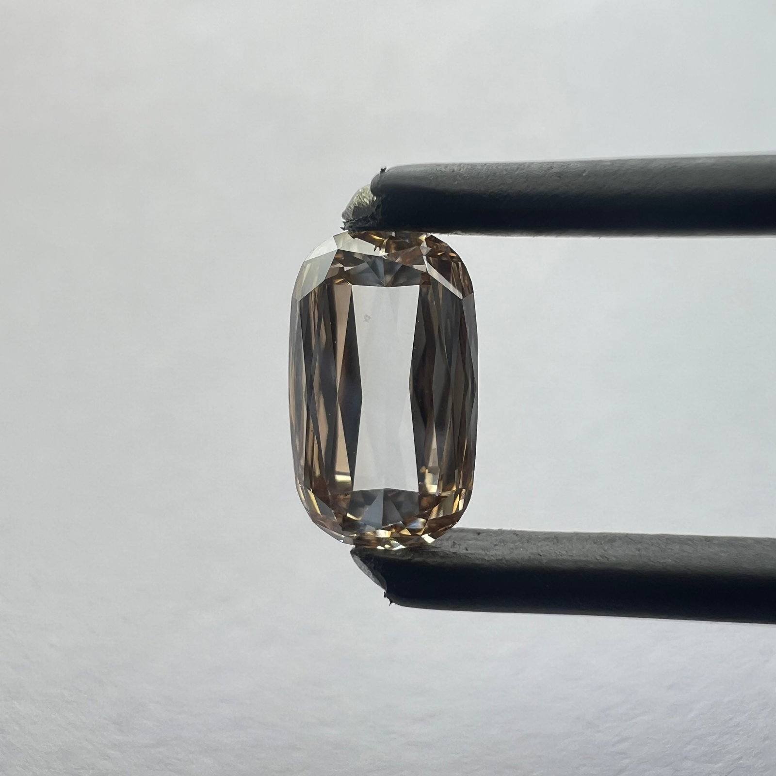 Other 0.93ct Champagne VVS2 - Loose Lab Diamond: Other 0.93ct Champagne VVS2 - Loose Lab Diamond Item Specifics: Source: This Is A Real Diamond Grown In A Lab Not Mined. Carat: 0.93 Cut: - Color: Champagne Clarity: VVS2 Polish: VG Symmetry: VG Measu