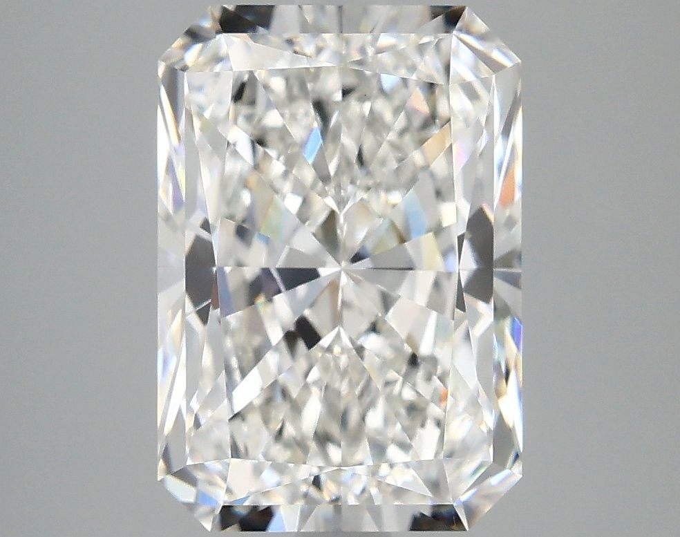 IGI Radiant 4.13ct E VVS2 - Loose Lab Diamond: IGI Radiant 4.13ct E VVS2 - Loose Lab Diamond Item Specifics: Source: This Is A Real Diamond Grown In A Lab Not Mined. Carat: 4.13 Cut: - Color: E Clarity: VVS2 Polish: EX Symmetry: EX Measurements: 1