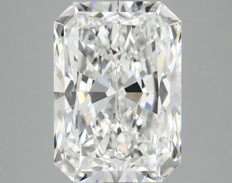 IGI Radiant 4.0ct E VVS2 - Loose Lab Diamond: IGI Radiant 4.0ct E VVS2 - Loose Lab Diamond Item Specifics: Source: This Is A Real Diamond Grown In A Lab Not Mined. Carat: 4.0 Cut: - Color: E Clarity: VVS2 Polish: EX Symmetry: EX Measurements: 11.
