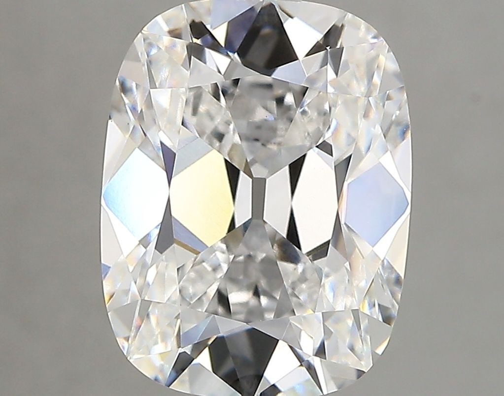 IGI Cushion Modified 4.56ct E VVS2 - Loose Lab Diamond: IGI Cushion Modified 4.56ct E VVS2 - Loose Lab Diamond Item Specifics: Source: This Is A Real Diamond Grown In A Lab Not Mined. Carat: 4.56 Cut: - Color: E Clarity: VVS2 Polish: EX Symmetry: EX