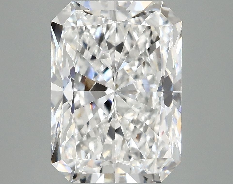 IGI Radiant 3.92ct E VVS2 - Loose Lab Diamond: IGI Radiant 3.92ct E VVS2 - Loose Lab Diamond Item Specifics: Source: This Is A Real Diamond Grown In A Lab Not Mined. Carat: 3.92 Cut: - Color: E Clarity: VVS2 Polish: EX Symmetry: EX Measurements: 1