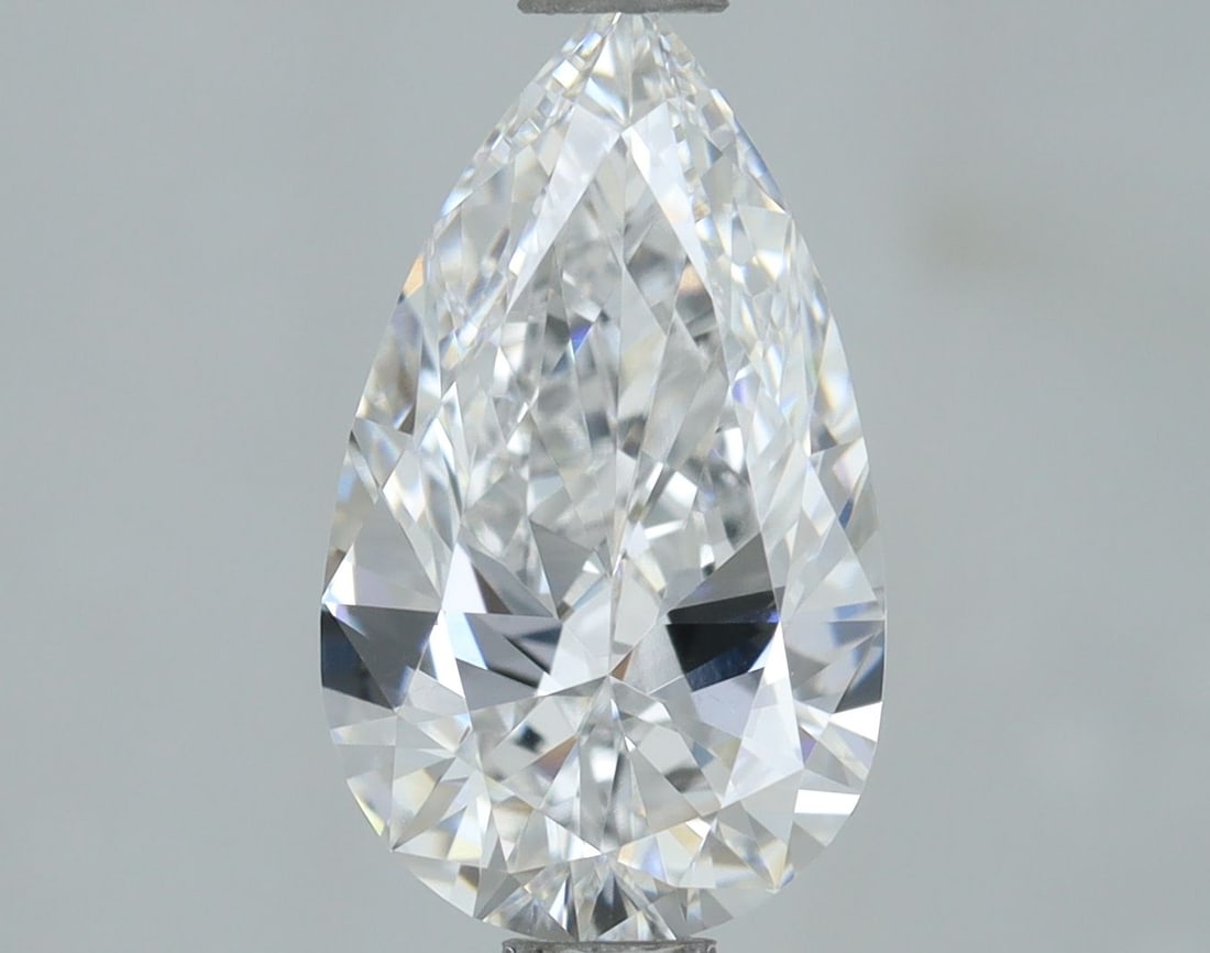 IGI Pear 1.01ct D VVS2 - Loose Lab Diamond: IGI Pear 1.01ct D VVS2 - Loose Lab Diamond Item Specifics: Source: This Is A Real Diamond Grown In A Lab Not Mined. Carat: 1.01 Cut: - Color: D Clarity: VVS2 Polish: EX Symmetry: EX Measurements: 9.47