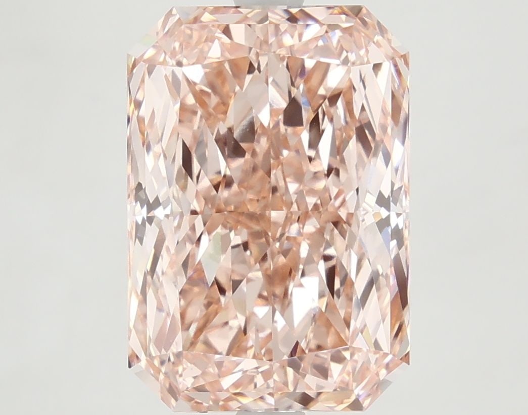 IGI Radiant 5.73ct Fancy Vivid Pink VVS2 - Loose Lab Diamond: IGI Radiant 5.73ct Fancy Vivid Pink VVS2 - Loose Lab Diamond Item Specifics: Source: This Is A Real Diamond Grown In A Lab Not Mined. Carat: 5.73 Cut: - Color: Fancy Vivid Pink Clarity: VVS2 Polish: E