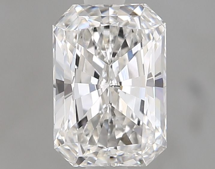 IGI Radiant 1.3ct E VVS2 - Loose Lab Diamond: IGI Radiant 1.3ct E VVS2 - Loose Lab Diamond Item Specifics: Source: This Is A Real Diamond Grown In A Lab Not Mined. Carat: 1.3 Cut: - Color: E Clarity: VVS2 Polish: EX Symmetry: EX Measurements: 7.7