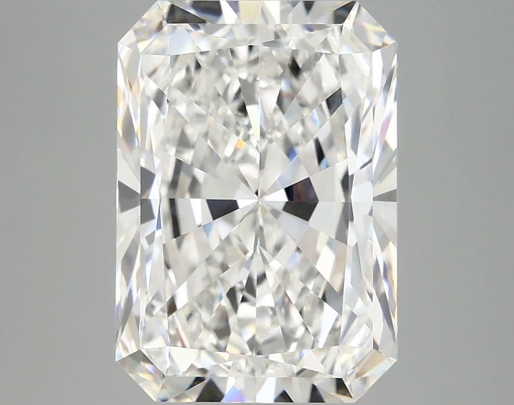 IGI Radiant 4.99ct E VVS2 - Loose Lab Diamond: IGI Radiant 4.99ct E VVS2 - Loose Lab Diamond Item Specifics: Source: This Is A Real Diamond Grown In A Lab Not Mined. Carat: 4.99 Cut: - Color: E Clarity: VVS2 Polish: EX Symmetry: EX Measurements: 1