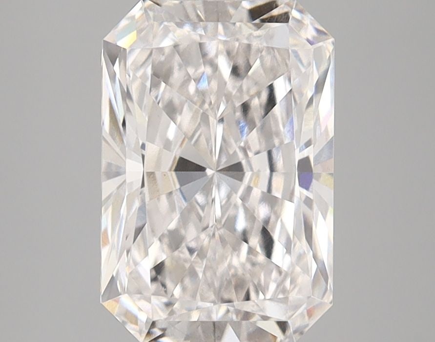 IGI Radiant 2.51ct E VVS2 - Loose Lab Diamond: IGI Radiant 2.51ct E VVS2 - Loose Lab Diamond Item Specifics: Source: This Is A Real Diamond Grown In A Lab Not Mined. Carat: 2.51 Cut: - Color: E Clarity: VVS2 Polish: EX Symmetry: EX Measurements: