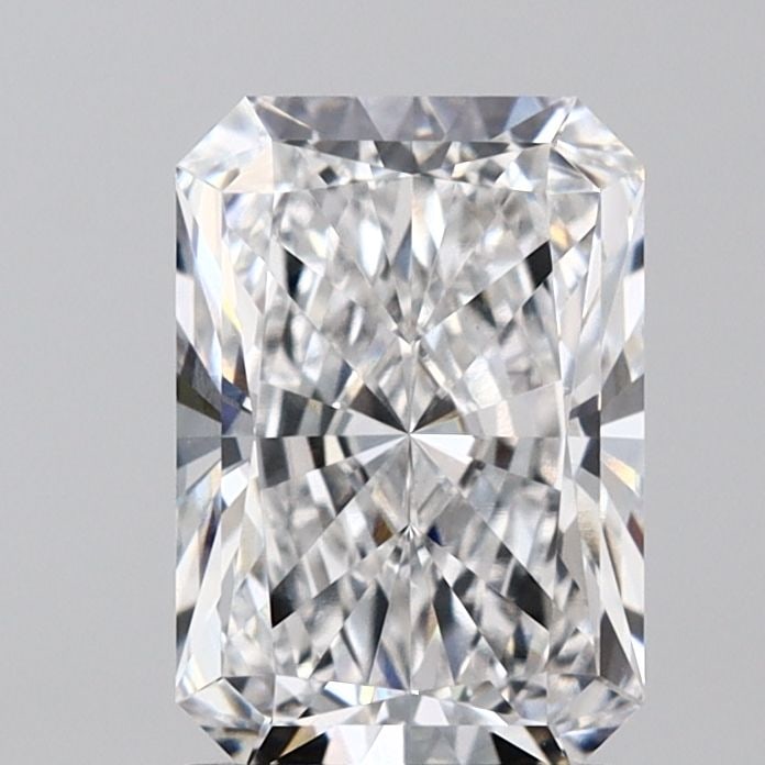 IGI Radiant 2.06ct E VVS2 - Loose Lab Diamond: IGI Radiant 2.06ct E VVS2 - Loose Lab Diamond Item Specifics: Source: This Is A Real Diamond Grown In A Lab Not Mined. Carat: 2.06 Cut: - Color: E Clarity: VVS2 Polish: EX Symmetry: EX Measurements: 8