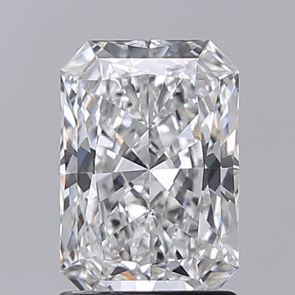 IGI Radiant 1.52ct E VVS2 - Loose Lab Diamond: IGI Radiant 1.52ct E VVS2 - Loose Lab Diamond Item Specifics: Source: This Is A Real Diamond Grown In A Lab Not Mined. Carat: 1.52 Cut: - Color: E Clarity: VVS2 Polish: EX Symmetry: EX Measurements: 8