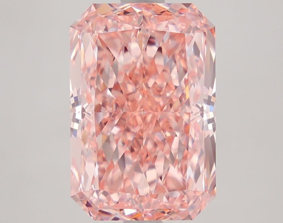 IGI Radiant 4.56ct Fancy Vivid Pink VVS2 - Loose Lab Diamond: IGI Radiant 4.56ct Fancy Vivid Pink VVS2 - Loose Lab Diamond Item Specifics: Source: This Is A Real Diamond Grown In A Lab Not Mined. Carat: 4.56 Cut: - Color: Fancy Vivid Pink Clarity: VVS2 Polish: