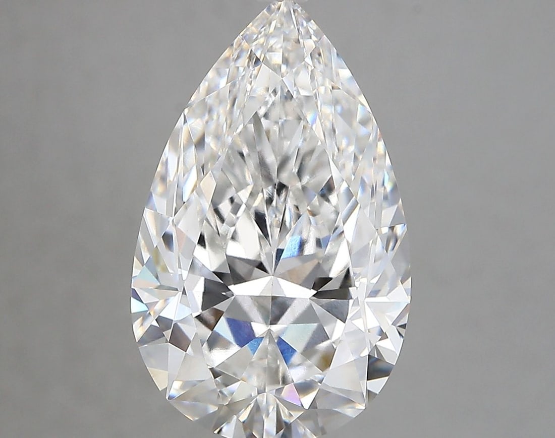 IGI Pear 5.54ct E VVS2 - Loose Lab Diamond: IGI Pear 5.54ct E VVS2 - Loose Lab Diamond Item Specifics: Source: This Is A Real Diamond Grown In A Lab Not Mined. Carat: 5.54 Cut: - Color: E Clarity: VVS2 Polish: EX Symmetry: EX Measurements: 15.8