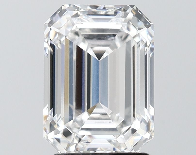 IGI Emerald 2.59ct E VVS2 - Loose Lab Diamond: IGI Emerald 2.59ct E VVS2 - Loose Lab Diamond Item Specifics: Source: This Is A Real Diamond Grown In A Lab Not Mined. Carat: 2.59 Cut: - Color: E Clarity: VVS2 Polish: EX Symmetry: EX Measurements: 9