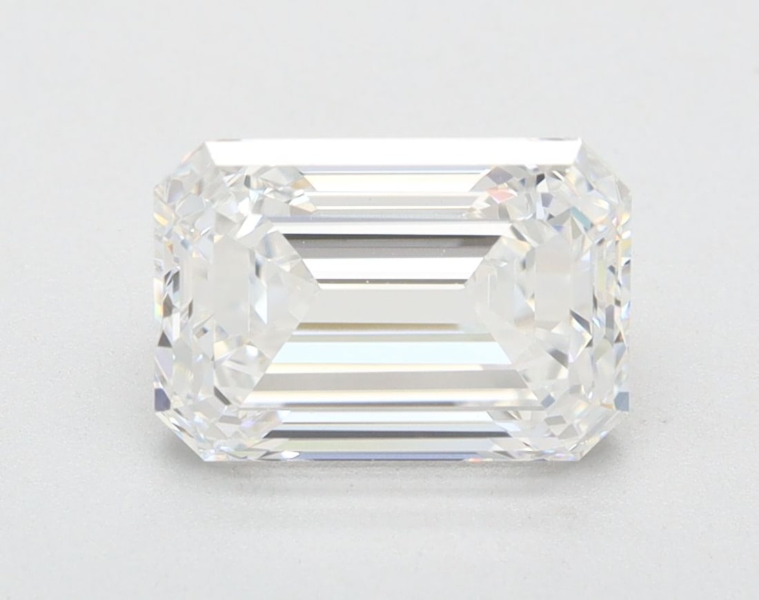 GIA Emerald 2.01ct D IF - Loose Lab Diamond: GIA Emerald 2.01ct D IF - Loose Lab Diamond Item Specifics: Source: This Is A Real Diamond Grown In A Lab Not Mined. Carat: 2.01 Cut: - Color: D Clarity: IF Polish: EX Symmetry: EX Measurements: 8.42L