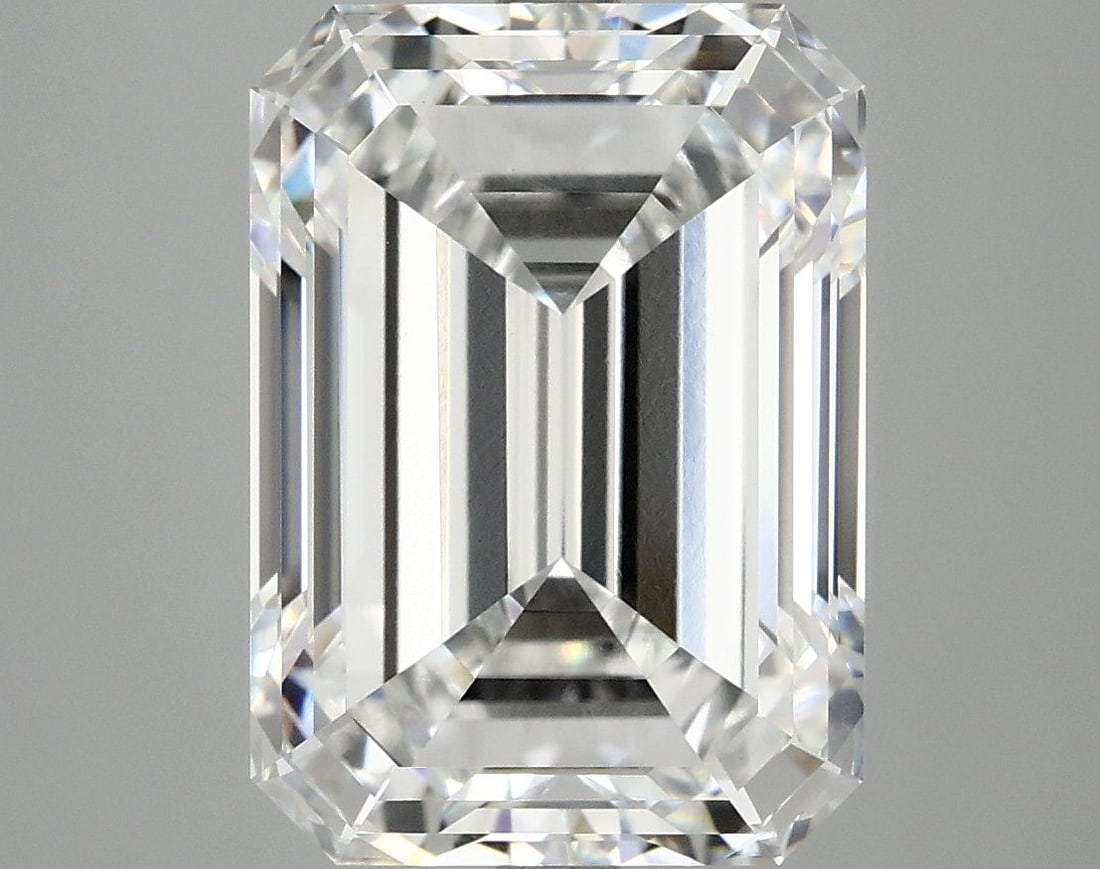 IGI Emerald 7.1ct E VVS2 - Loose Lab Diamond: IGI Emerald 7.1ct E VVS2 - Loose Lab Diamond Item Specifics: Source: This Is A Real Diamond Grown In A Lab Not Mined. Carat: 7.1 Cut: - Color: E Clarity: VVS2 Polish: EX Symmetry: EX Measurements: 12.