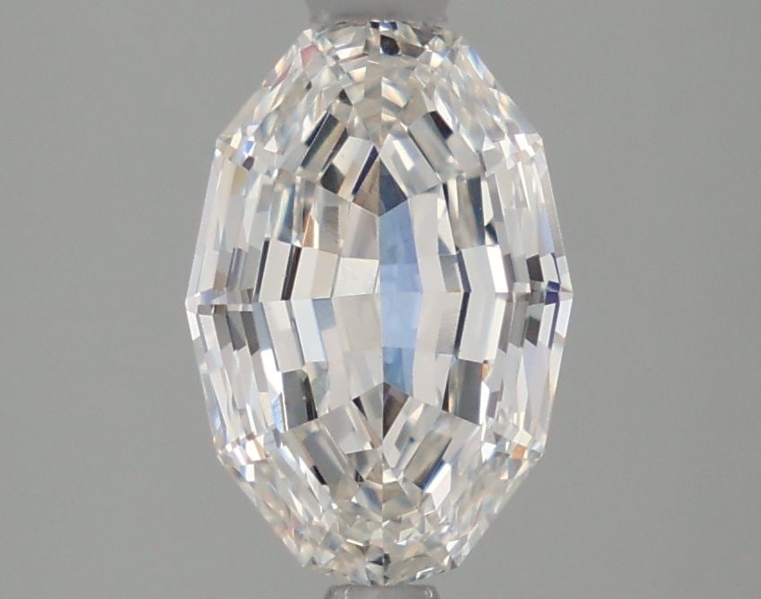 IGI Oval 1.8ct Fancy Vivid Pink VVS2 - Loose Lab Diamond: IGI Oval 1.8ct Fancy Vivid Pink VVS2 - Loose Lab Diamond Item Specifics: Source: This Is A Real Diamond Grown In A Lab Not Mined. Carat: 1.8 Cut: - Color: Fancy Vivid Pink Clarity: VVS2 Polish: EX Sym