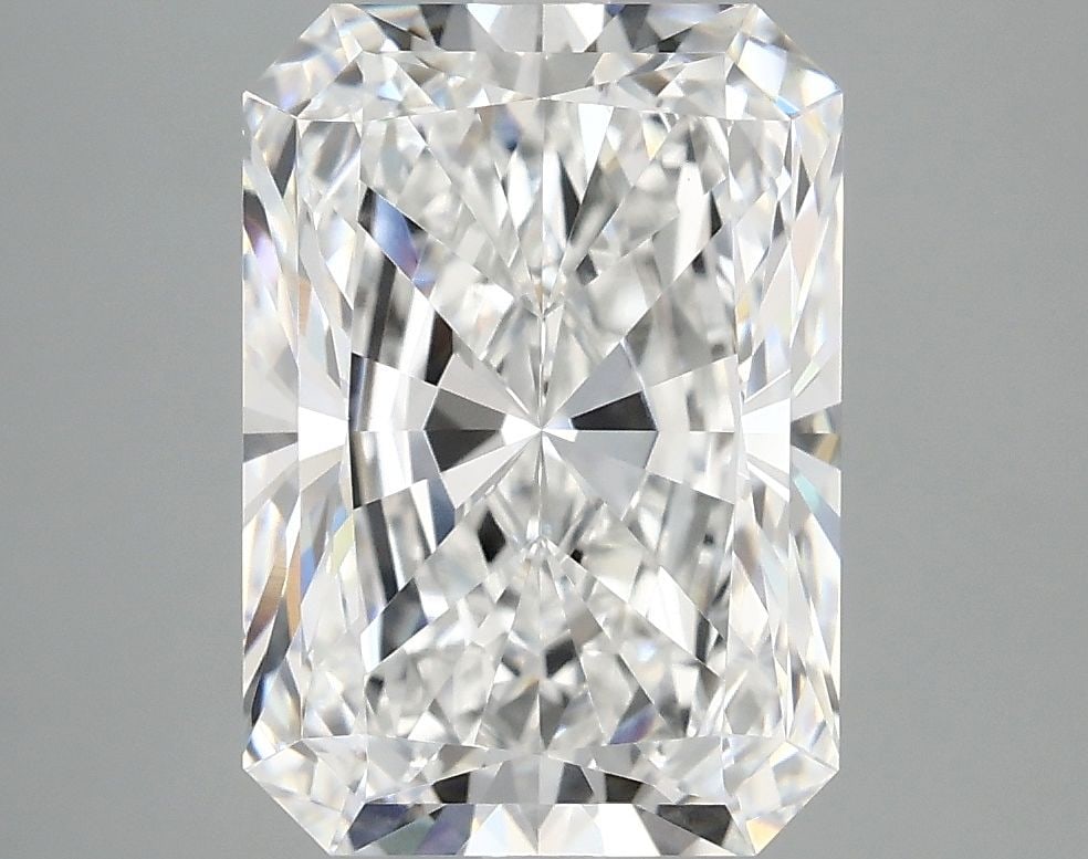 IGI Radiant 4.17ct E VVS2 - Loose Lab Diamond: IGI Radiant 4.17ct E VVS2 - Loose Lab Diamond Item Specifics: Source: This Is A Real Diamond Grown In A Lab Not Mined. Carat: 4.17 Cut: - Color: E Clarity: VVS2 Polish: EX Symmetry: EX Measurements: 1