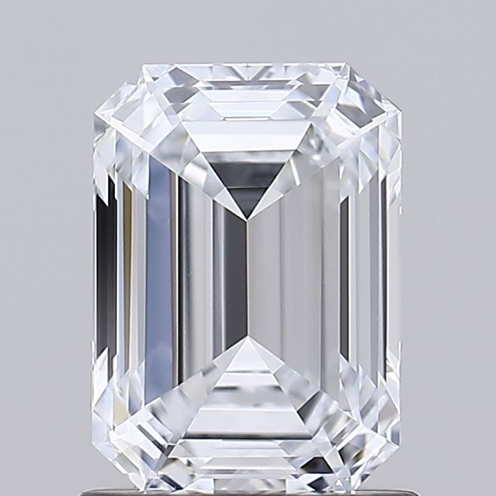 IGI Emerald 1.36ct E VVS2 - Loose Lab Diamond: IGI Emerald 1.36ct E VVS2 - Loose Lab Diamond Item Specifics: Source: This Is A Real Diamond Grown In A Lab Not Mined. Carat: 1.36 Cut: - Color: E Clarity: VVS2 Polish: EX Symmetry: EX Measurements: 7